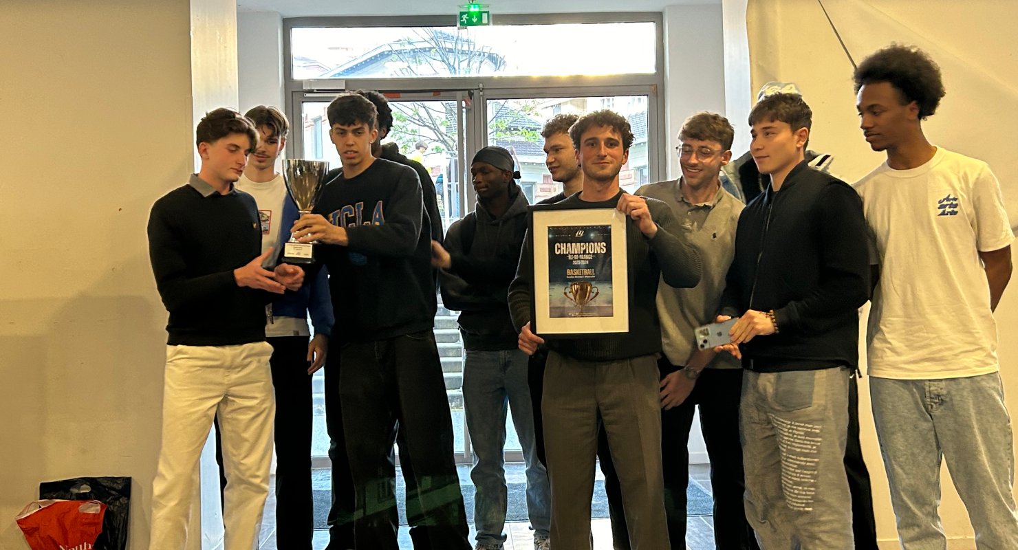 « Avec un collectif comme ça, on ne pouvait que gagner » Martin, capitaine de l’équipe de Basket ECE Blue Magic