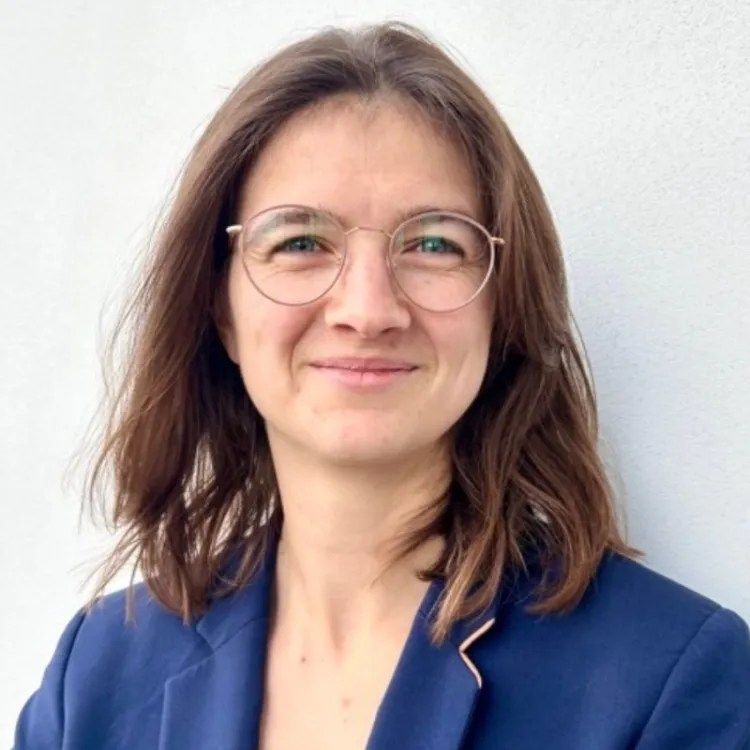Portrait photo of Apolline Chartier-Kastler