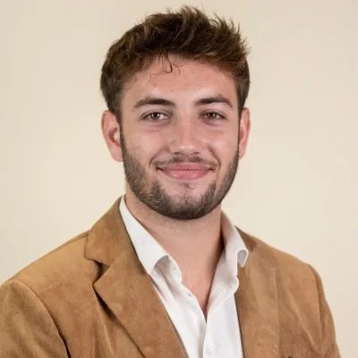 Portrait photo of Baptiste Huvelle
