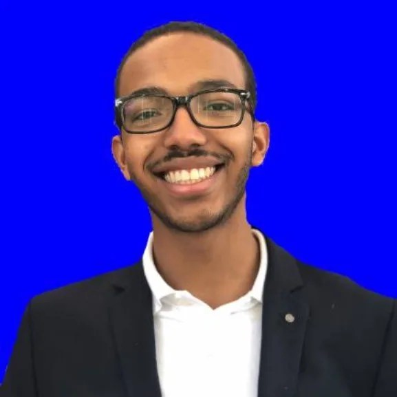 Portrait photo of Nathan Orsinet