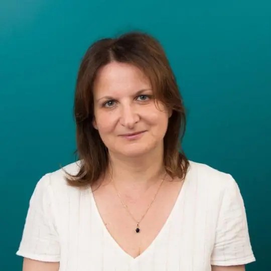 Portrait photo of Assia Soukane