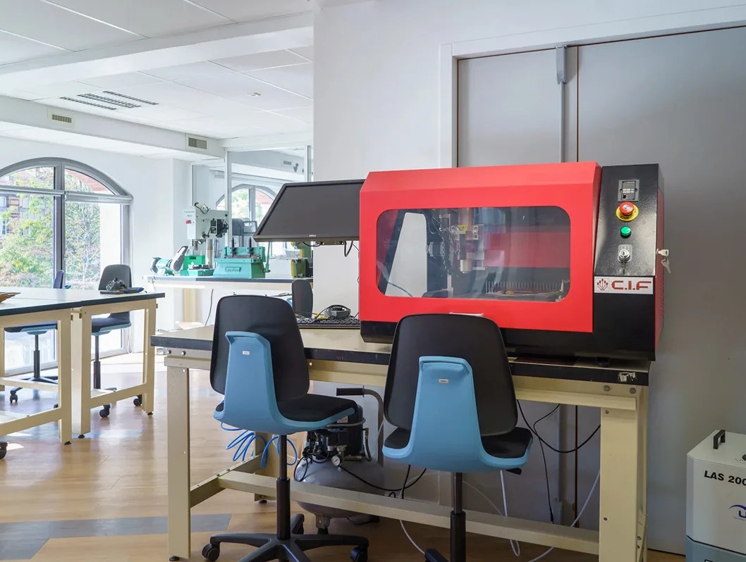 Le FabLab du campus de l'école d'ingénieurs ECE à Paris