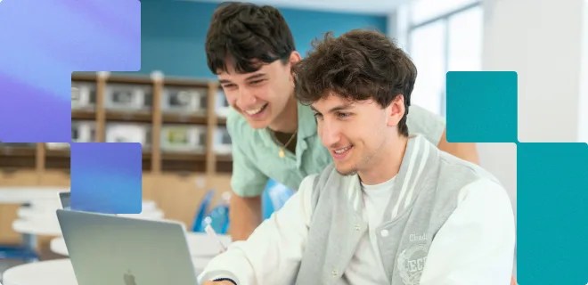 Étudiants du Programme Master of Science de l’école d’ingénieur ECE en travail de groupe dans la salle 